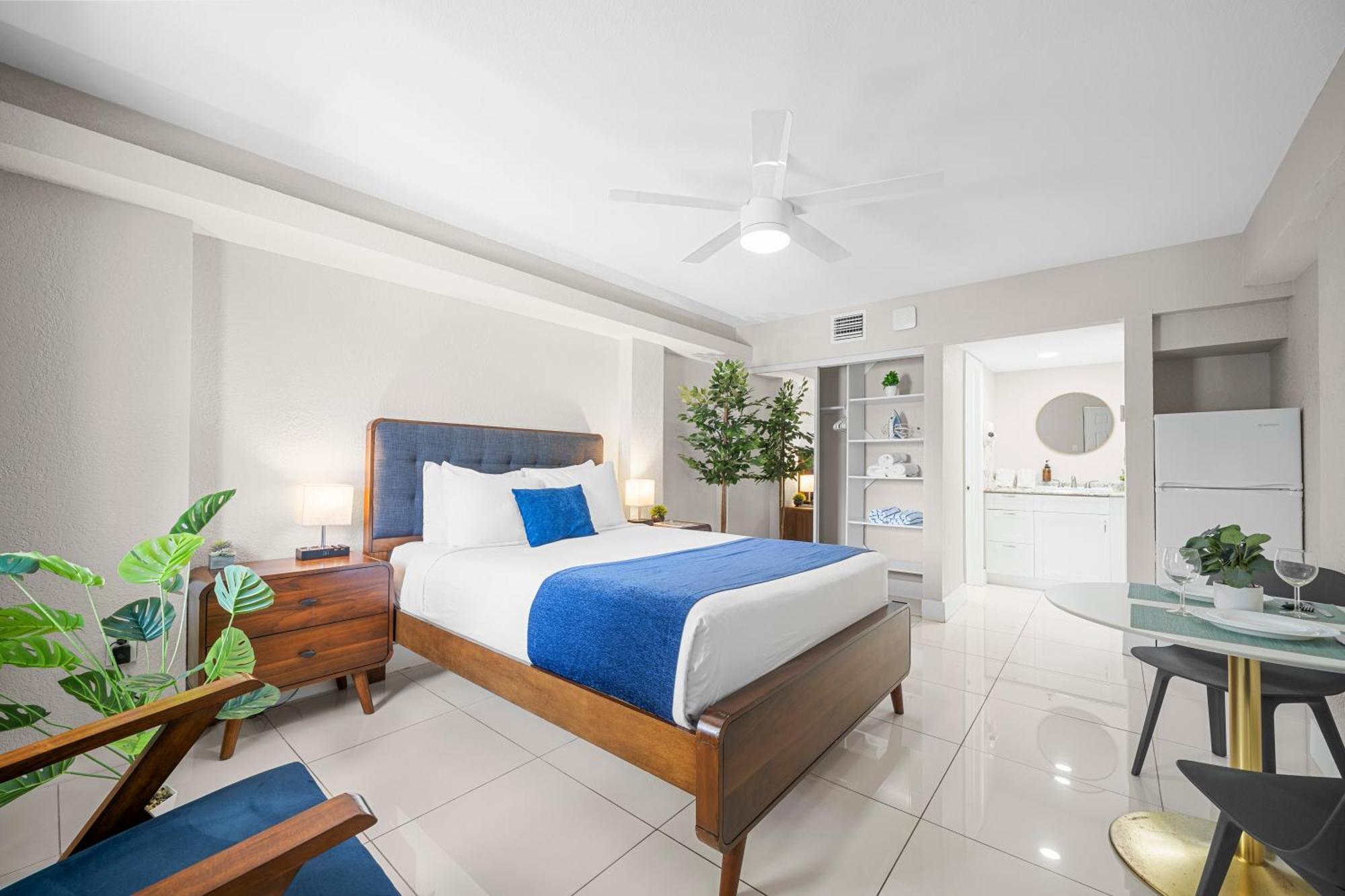 Boca Plaza Hotell Boca Raton Rum bild